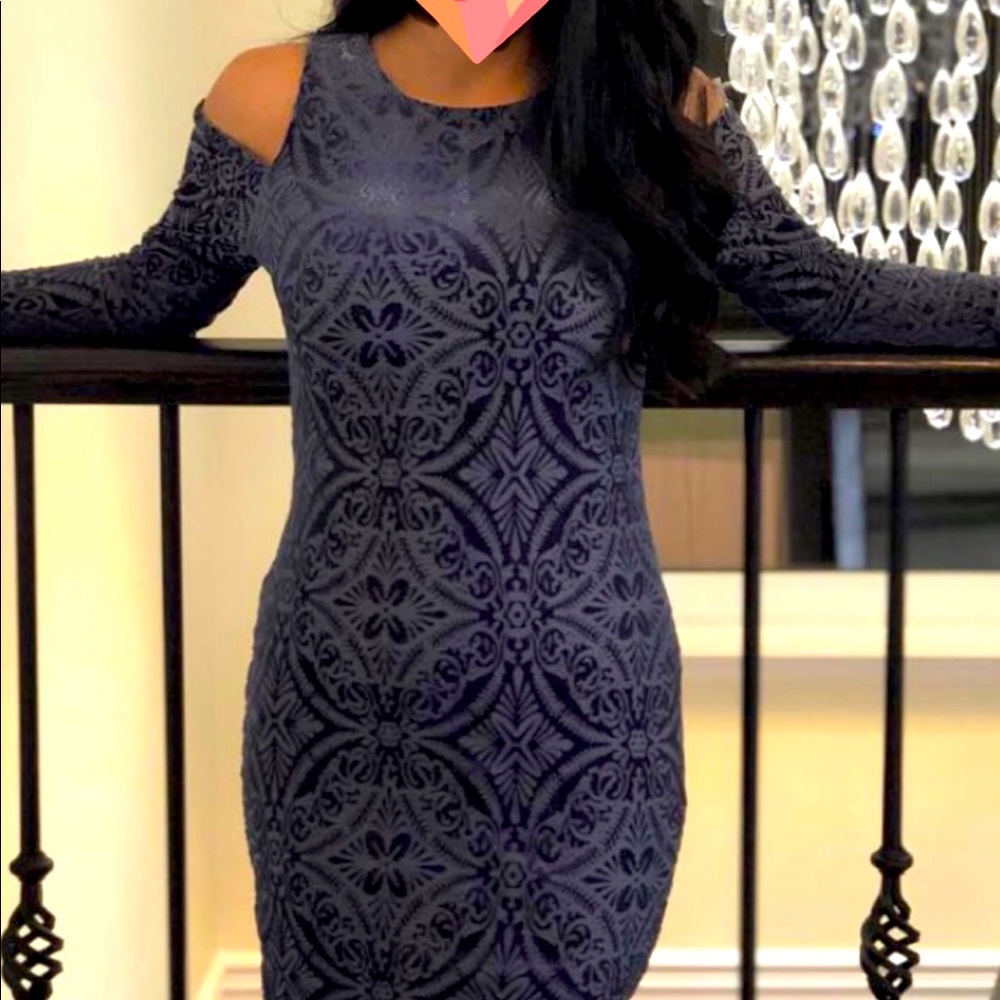 XS Long sleeved Dress - Picture 1 of 4